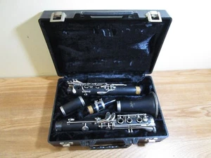 Artley 17S Clarinet with Mouthpiece and Case - Needs cork - Picture 1 of 6