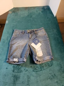 A3 Shorts Womens Blue Size 10 Bermuda Mid Rise Ladies Denim Stretch NWT - Picture 1 of 18