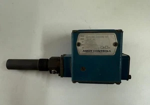 Amot Controls 4140DR1D00CE2-EE Temperature Switch - Picture 1 of 6