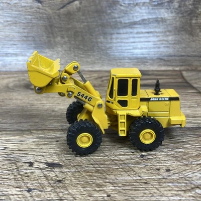 ERTL John Deere 544G Wheel Loader 1/64 Die Cast Pre Owned Used Condition - Image 1 of 4