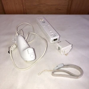 OEM Nintendo Wii Controller Remote Nunchuk Strap WiiMotion White - Picture 1 of 3