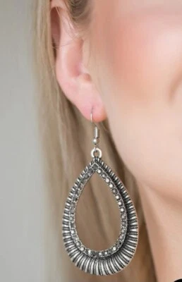 Paparazzi Right as Reign Silver Hematite Earrings. New With Tags - Image 1 of 2