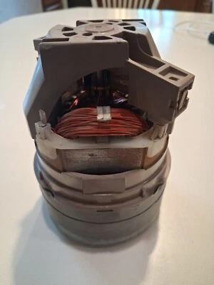 Electrolux Discovery motor - Image 1 of 4
