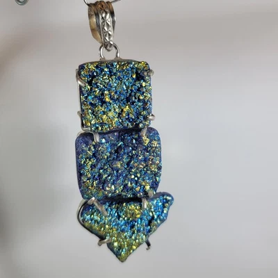 Colgante Druzy Titanio - Diseño Triple Cuarzo + Cadena Plata de Ley 20" Foto 1 de 4