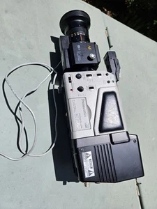 Panasonic WV-D5100HS Camera w/ WV-5100HS & TV Zoom Lens - Picture 1 of 7