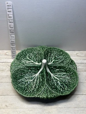 Large Vintage 'Secla' style Cabbage Leaf Serving Bowl. Portuguese Lettuce - Image 1 of 4