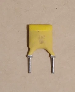 Keramik Kondensator 2N2 RM5 500V *5 Stück* *NOS* - Picture 1 of 3