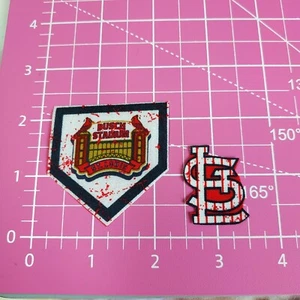Saint Louis Fabric Iron-On Applique Saint Louis Cardinals Logo Baseball Sport - Bild 1 von 7