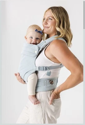 Nuevo Portabebés Mabe Azul Denim Claro Correas Ajustables Delanteras o Traseras Niño Niña Foto 1 de 4