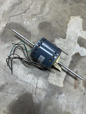 GE 3898 3/4 HP 208-230v Dual Shaft Electric Motor Single Phase 1625 RPM - Image 1 of 4