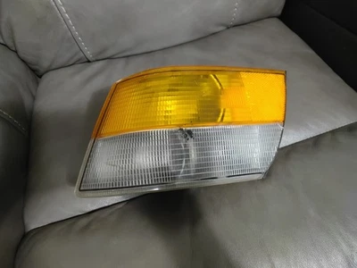 Conjunto de señal de giro clásico SAAB 900 1987-1993 delantero izquierdo/lado del conductor Foto 1 de 4