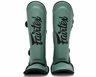 Fairtex X Booster Muay Thai Schienbein und Spannschoner in Armegrün, Unisex S-XL