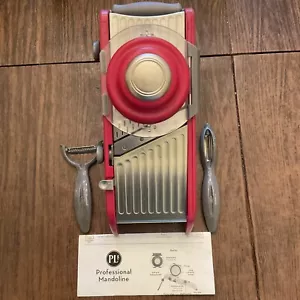 Mandolina rossa professionale PL8 PROGRESSIVE con pelapatate a scatto Prepworks - Foto 1 di 6