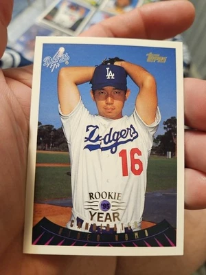 1995 年 Topps 交易和新秀 - Hideo Nomo #124T 洛杉矶道奇队新秀卡 — 第 1/4 张图片