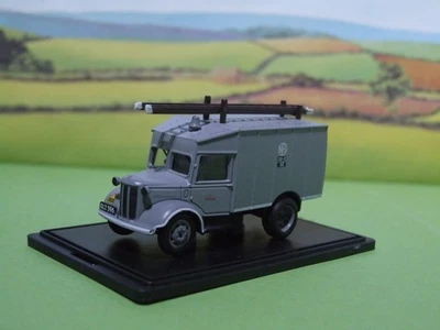 Vehículo todo terreno Oxford Austin K2 del Servicio Nacional de Bomberos a escala 1:76 Foto 1 de 4