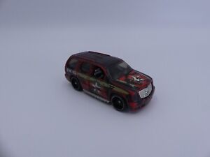 HOT WHEELS Color Shifters - Off Road to Undercover CADILLAC ESCALADE