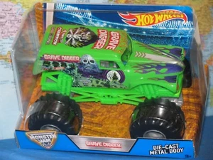 1/24 HOT WHEELS MONSTER JAM GRAVE DIGGER TRUCK 4 TIME CHAMPION GREEN *BRANDNEU* - Bild 1 von 12