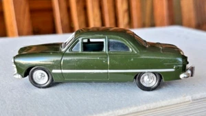 Vintage ERTL 1949 Ford Coupe Green Car - Picture 1 of 11