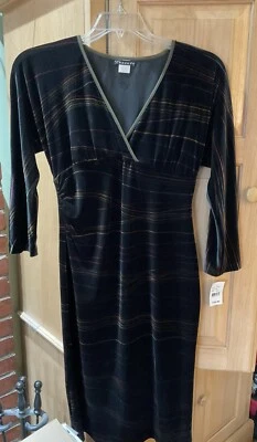 Hermoso Vestido de Terciopelo Tessuto Nuevo con Etiquetas - Fiesta de Vacaciones/Fiestas/Año Nuevo - Talla L Foto 1 de 4