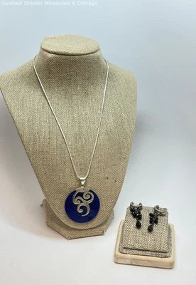 925 Lucite Abalone Scrolled Circle Pendant Necklace & Dangle Earrings 27.0g - Image 1 of 3