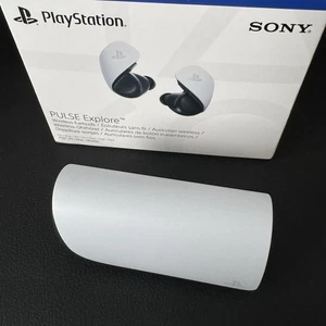 Auriculares inalámbricos PlayStation 5 PULSE Explore - FUNDA DE CARGA solo repuesto - Imagen 1 de 7