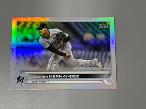 Elieser Hernandez  2022 Topps Series 1 ⚾️ Rainbow Foil #9 Miami Marlins