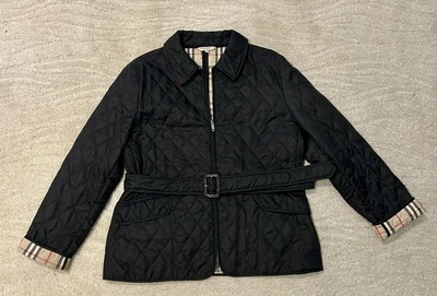 BURBERRY 女式黑色复古轻绗缝腰带夹克,尺寸 XL,二手状况完好 — 第 1/4 张图片