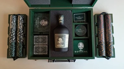 Classy Botucal Poker Case - Limited 413 / 1000  - Image 1 of 4