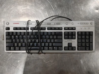 COMPAQ Full Size PS/2 Keyboard Silver - Fair - Image 1 of 2