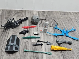 GI Joe, He-man, Wheeled Warrior, Transformers, Star Wars solo piezas - Imagen 1 de 12