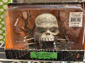 2003 Lemax Spooky Town Village Skull Archway 33409 In Box - Picture 1 of 8