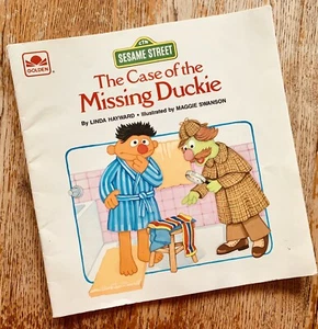 Vintage The Case of the Missing Duckie By Linda Hayward 1983/88 Golden Press SC - Picture 1 of 9