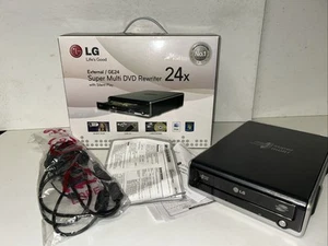 LG External GE24 DVD+/-RW (+/-R DL)/DVD-RAM Super Multi Rewriter Silent Play - Picture 1 of 9