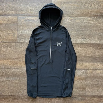 Y2K 2000 年代女式 XS 黑色 Tapout 氨纶锻炼健身房垃圾 Emo 1/2 拉链连帽衫 — 第 1/4 张图片