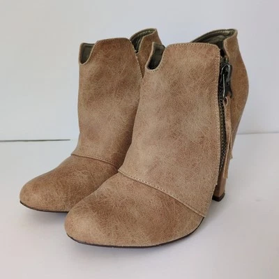 Women's Michael Antonio Sz 9 Suede Light Brown Suede Feel Heeled Zipper Booties - Image 1 of 4