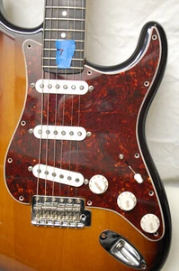 Genuine 2018 Fender Stratocaster Loaded Pickguard 5 way switch - Picture 1 of 5