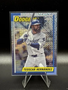 2025 Topps Series Two 1990 Topps Baseball Chrome Teoscar Hernandez Mojo - Picture 1 of 2