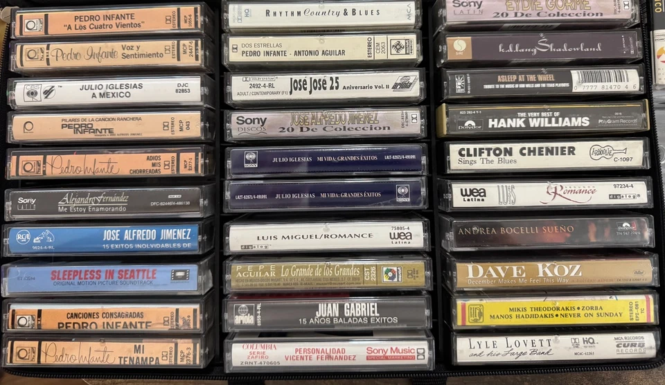 Vintage Cassette Lot  Pedro Infante, Vicente Fernández, José Alfredo, etc Foto 1 de 3