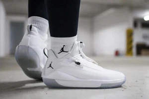 Nike Men's Air Jordan Jumpman Hustle AQ0397-100 White Size 16 NEW NO BOX Rare! - Picture 1 of 13