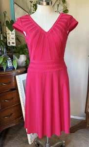 Adrianna Papell Red V-neck Mesh Insets Dress, Size 4 - Picture 1 of 11