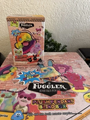 Pequeño Colgante de Peluche Fuggler Divertido Monstruo Feo Foto 1 de 2