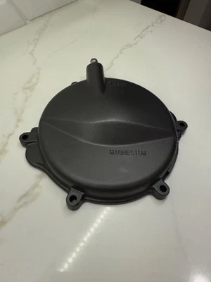Suzuki RM125 Outer Clutch Cover - Image 1 of 4