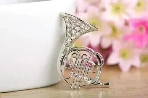 2.07 Ct Round Cut Simulated Diamond Pretty Horn Brooch Pin 14k White Gold Over - Image 1 of 4