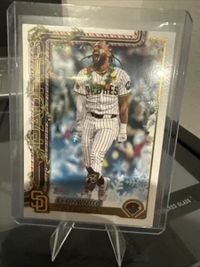 2025 Topps Holiday Fernando Tatis Jr #H170 SP - Picture 1 of 2