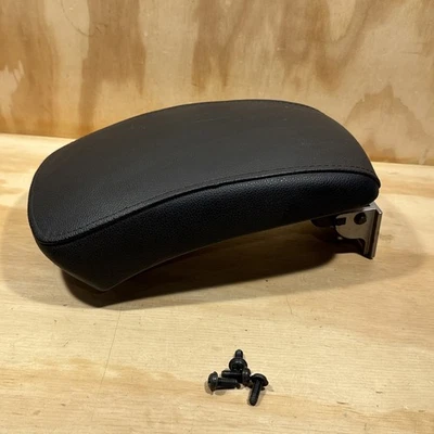 Tapa de consola central Kia Sportage 2005-2010 846801F000Q9 reposabrazos negro OEM Foto 1 de 4