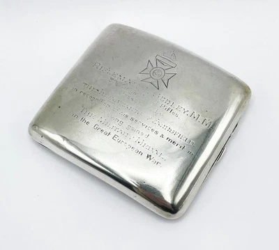 MEDALLA MILITAR DE LA PRIMERA GUERRA MUNDIAL ESTUCHE DE CIGARRILLOS DE PLATA BIRMINGHAM 1918 Foto 1 de 4