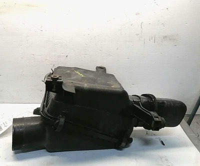 2010-2013 Toyota Tundra Air Cleaner Intake Box Assembly OEM Engine Air Filter — 第 1/4 张图片