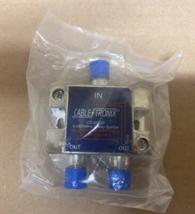 Divisor de cable de 2 vías CableTronix CTLBD-2P 5-2300 MHz paso de alimentación de CC dirigido por diodo - Imagen 1 de 3