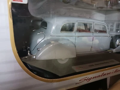 MERCEDES 770 K SCALA 1-18 MARCA SIGNATURE MODELS NUOVA DA NEGOZIO RARITÀ - Immagine 1 di 3