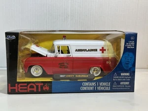 Jada Heat 1957 Chevy Suburban Ambulance 1:24 Diecast Modellauto 53659 #89 - Bild 1 von 6
